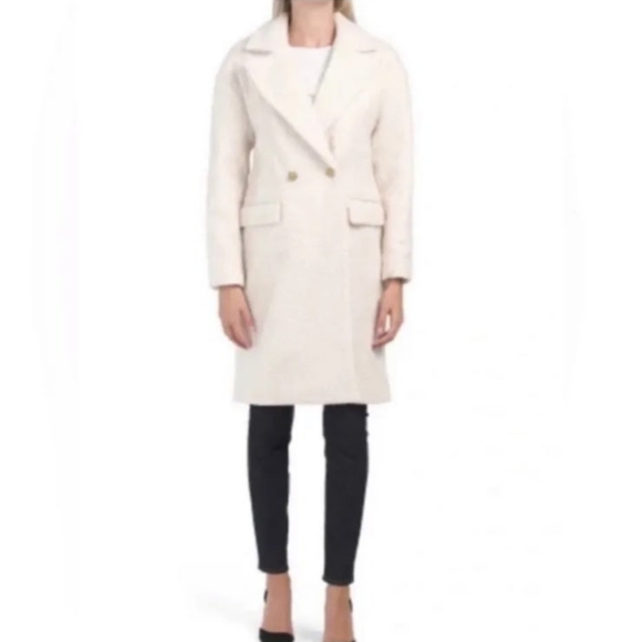 BCBGMaxAzria Jackets & Blazers - NWT Bcbgmaxazria Jackets & Coats | Nwt Bcbgmaxazria Pea Coat Cream Lurex